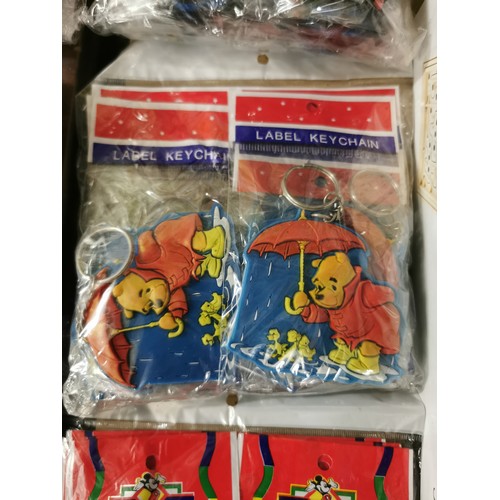 118 - Wholesale pack of 10 x new old stock Mickeys Stuff For Kids 7.5 x 7 cm Winnie the Pooh with umbrella... 