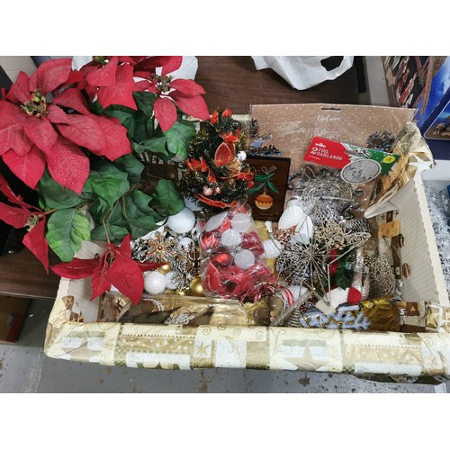 289 - 2 x boxes of assorted christmas miscellaneous