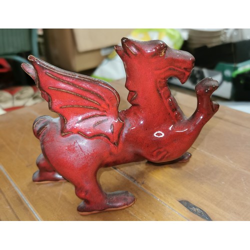 411 - 17 cm long & 13 cm tall 1990 Crochendy Bangor Pottery ceramic dragon