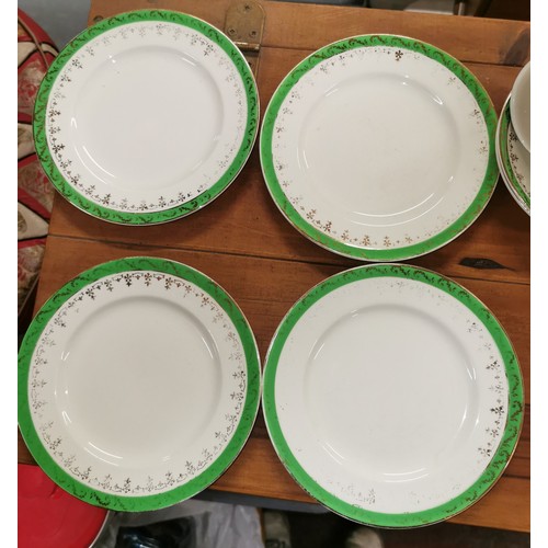 395 - Alfred Meakin 4 place setting, 12 piece tea set - side plates have faded patterning