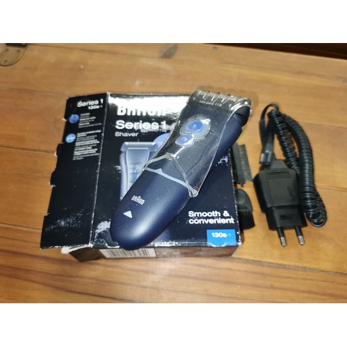 157 - Boxed Braun series 1 electric shaver