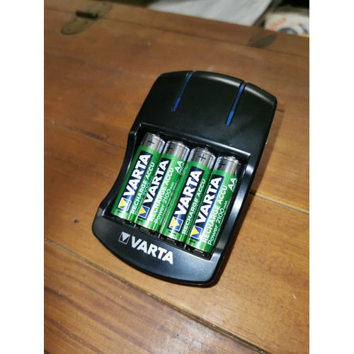 156 - Varta plug charger type 57147 with 4 x rechargeable AA batteries