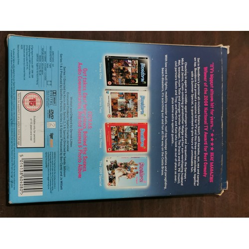 232 - Benidorm the collection 6 disc DVD box set