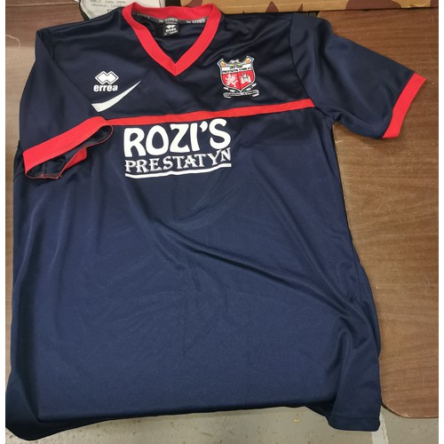 261 - Prestatyn Town FC (Errea) football shirt size XXXL