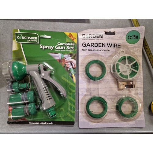 70 - Carded Kingfisher complete spray gun set & new garden wire set