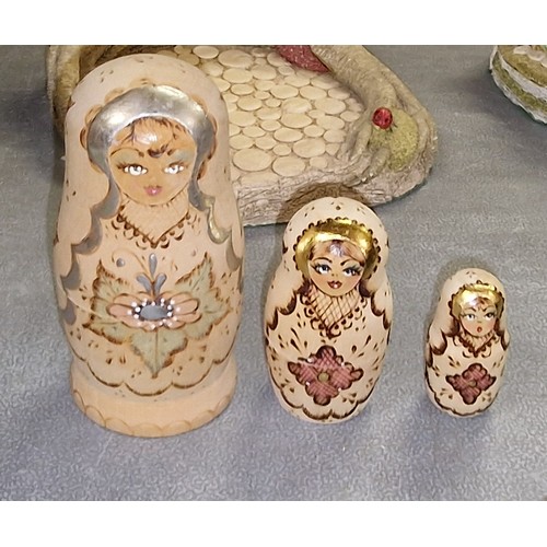 451 - Wooden nest of 3 Russian folk dolls