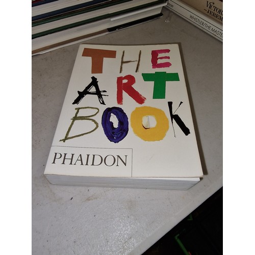 34 - Phaidon 1996 (reprinted) The art book, 518 page small paperback book in good/very good condition