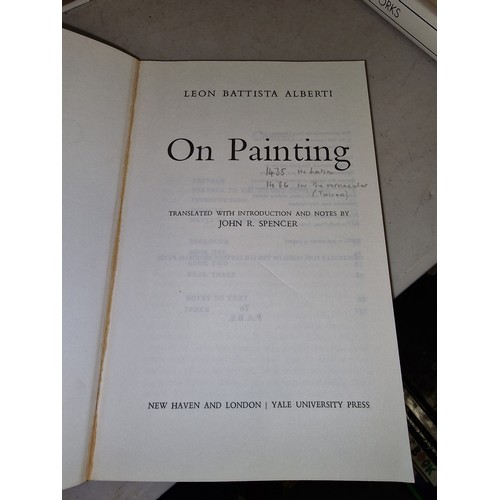 38 - Yale University 1966 (revised edition) Leon Battista Alberti on painting  - John R. Spencer, 141 pag... 