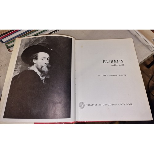 80 - Thames & Hudson 1968 Rubens and his world - Christopher White, 144 page hardback book with taped on ... 