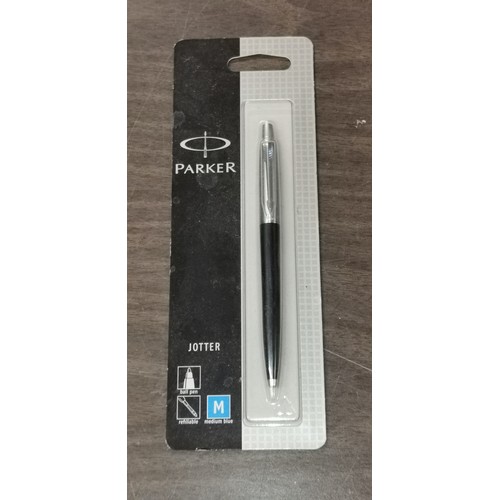 61 - New and carded Parker jotter pen