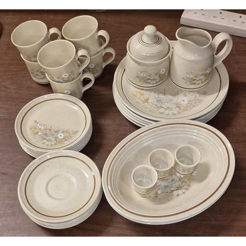 203 - Royal Doulton Florinda bundle of 6 x cups, saucers and side plates, 5 x dinner plates, milk jug, sug... 