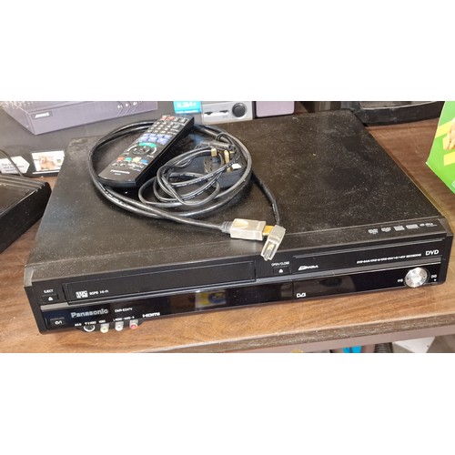 208 - Panasonic DMR-EZ47V, DVD/VCR combi with remote control