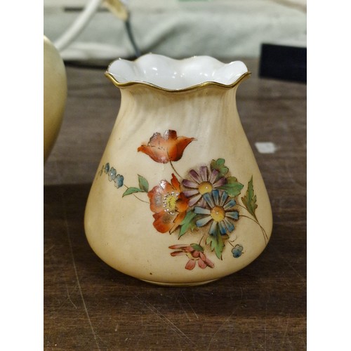 4 - Early Royal Worcester lidded pot pourri vase and small similar posy vase