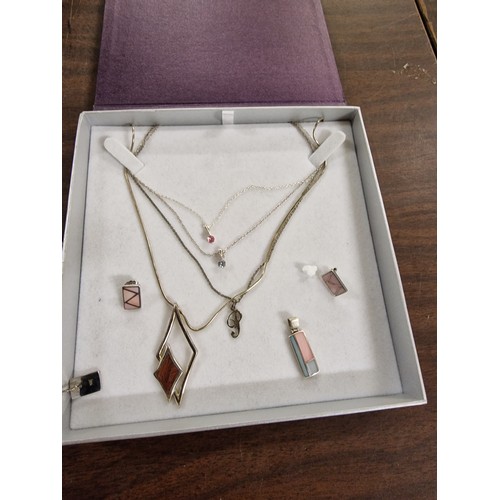 2 - 925 silver bundle of 4 x necklaces with pendants, pendant and earring set, all proceeds from this lo... 