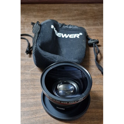 15 - Neewar HD DSLR MC AF 0.43x wide angle macro lens in pouch