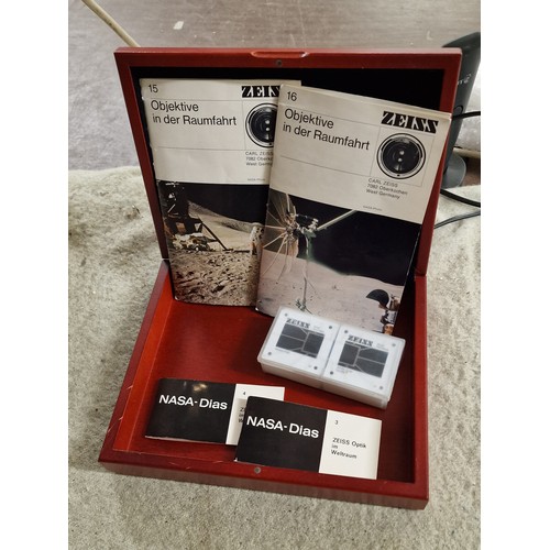 261 - Zeiss Apollo 15 moon landing slides and booklets (in German text)