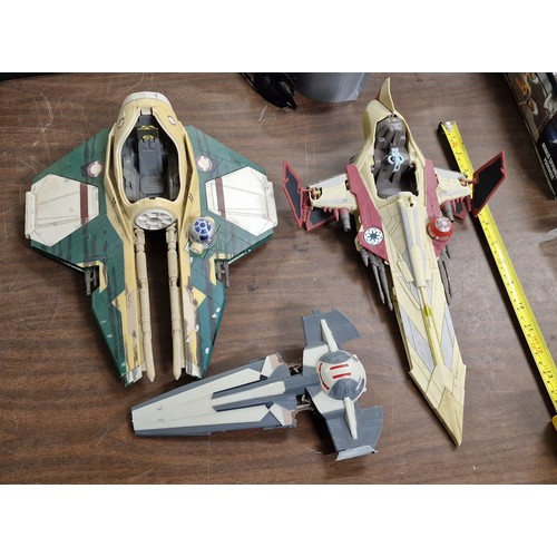 188 - 3 x assorted star wars model ships