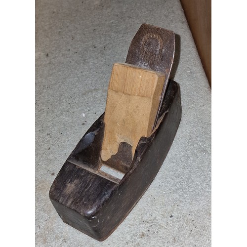 245 - Vintage wooden block plane