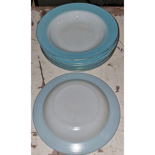 202 - Set of 6 x vintage pyrex soup dishes - similar to US military