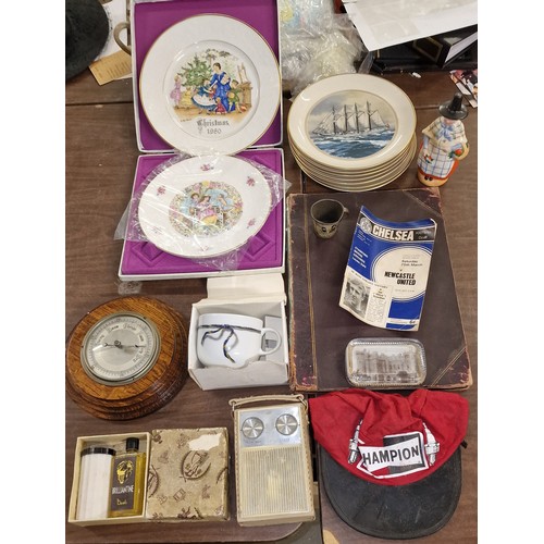 244 - Nice small bundle of assorted vintage and collectable miscellaneous