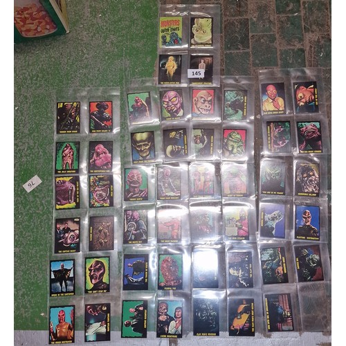 145 - Full and mint set of 50 x Monsters from outer limits, bubble gum cards in display pouches