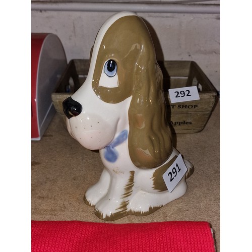 291 - 22 cm tall vintage hand-painted Szeiler pottery blood hound money bank with stopper