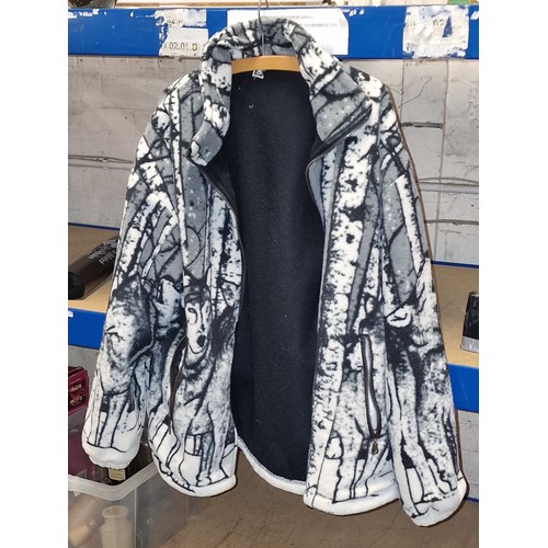 46 - Wolf patterned full zip fleece jacket size S