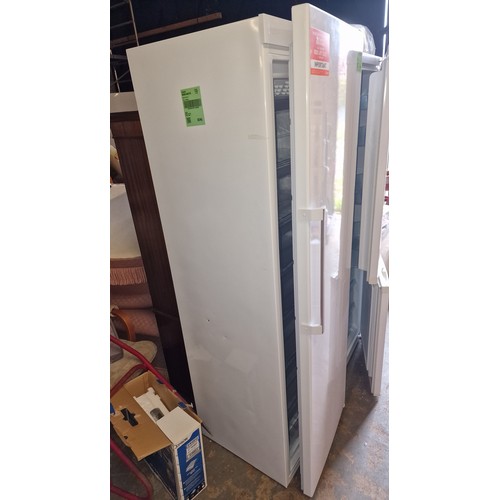 293 - 60 cm wide and 187 cm tall white Indesit 7 compartment upright freezer