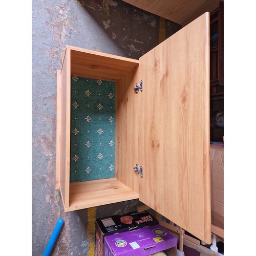 285 - 70 x 38 x 45 cm light wood look storage box