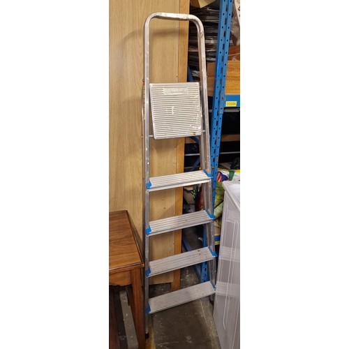 296 - Beldray aluminium 4 step platform ladder