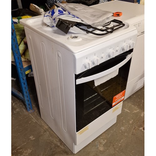 282 - Hardly used 50 cm wide white Indesit gas cooker