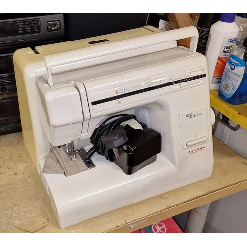 72 - Janome Myexcel 23L sewing machine