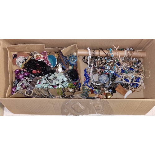 26 - Box of assorted costume and fashion jewellery