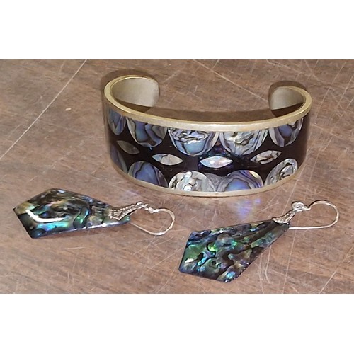 51 - Alpaca Mexico stamped bangle and similar earrings