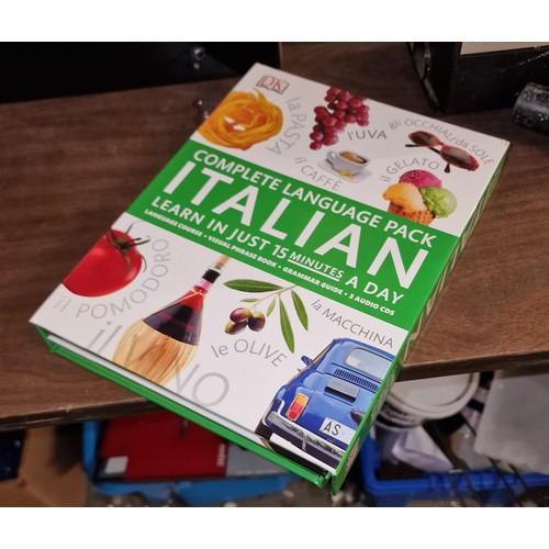 6 - As new DK learn Italian CD and book complete language pack