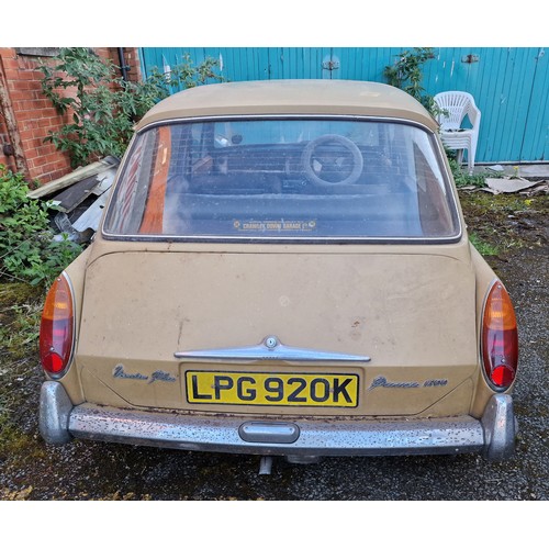 289 - Genuine garage find, untouched for over 35 years, 1972 Rover Princess 1300 Vanden Plas. No key or lo... 