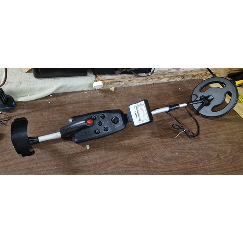 78 - Clarke MD 1200 semi professional metal detector