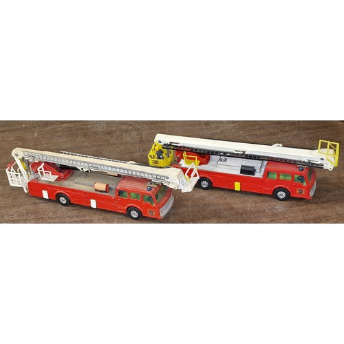 223 - 2 x unboxed but good condition Corgi snorkel fire engines