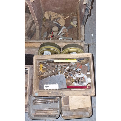 33 - Old wooden carpenters tool box and contents