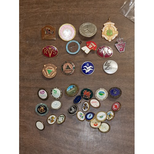 66 - 20 x assorted golf ball markers and 10 x assorted badges including enamel, Led Zep etc