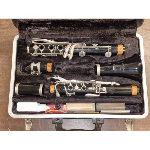 166 - Vintage Bundy clarinet - section missing - in case