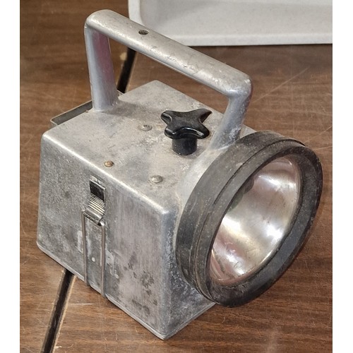 9 - British Rail multi colour signal lamp