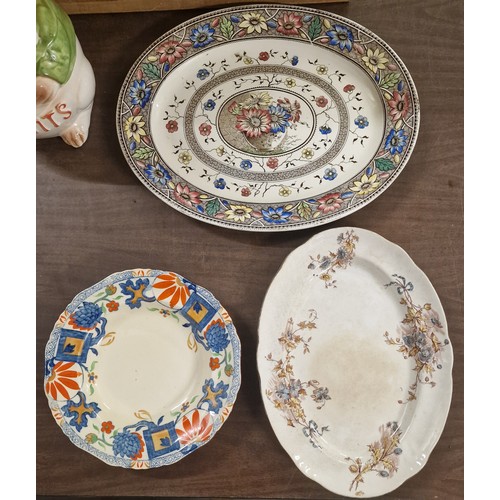 229 - 43 x 34 cm 'Palmyra' & 36 x 26 cm Doulton chargers PLUS early Masons dish