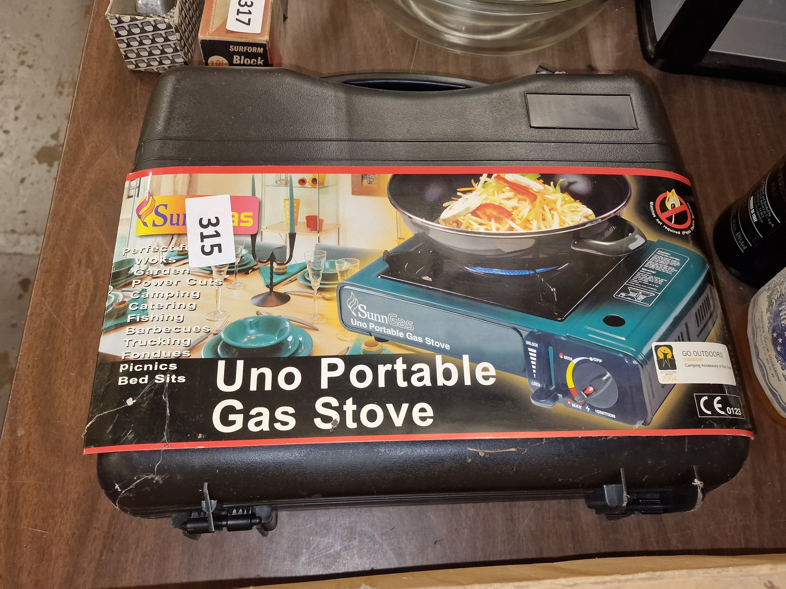 Unused Sunn Gas uno portable gas stove in case