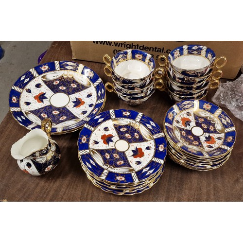 44 - Late 19th century Kensington Fine Arts KFA, Imari pattern table ware bundle - some with hairline cra... 