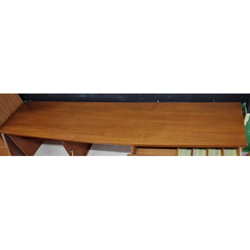 239 - 184 x 48 x 75 cm retro teak Beautility 3 drawer sideboard