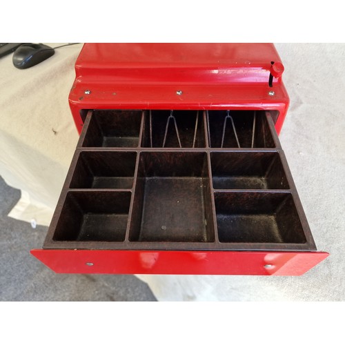 196 - Vintage Gross red counter top till