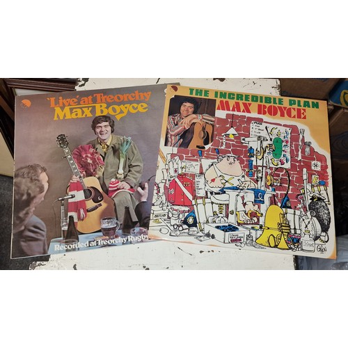 375 - 2 x Max Boyce vinyl albums, The incredible plan and Live at Treorchy, both in very good condition