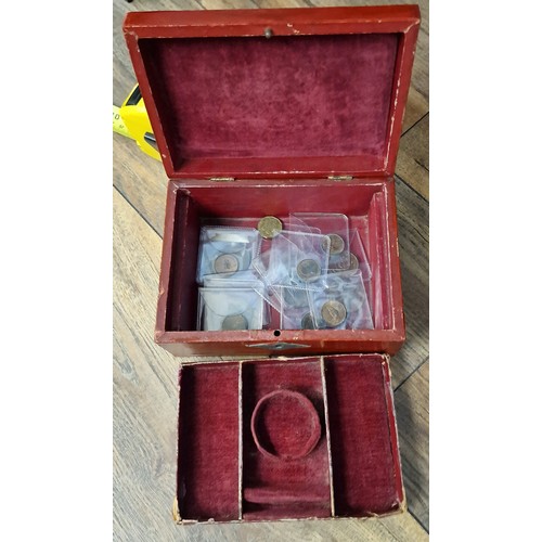 197 - Edwardian desk top jewellery box with assorted mostly UK copper coinage