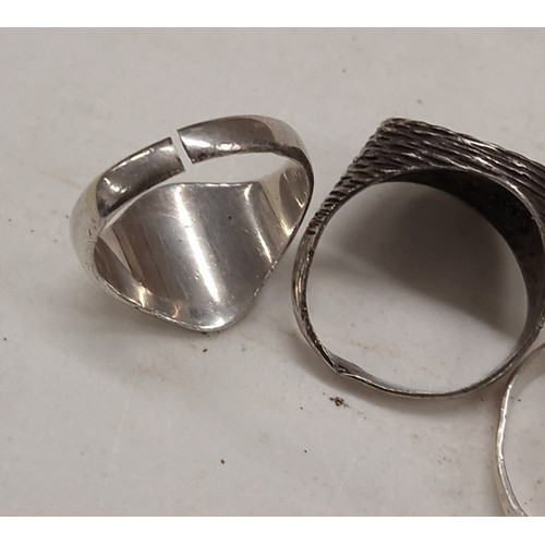 340 - Trio of gents silver rings sizes S & T, 1 with split